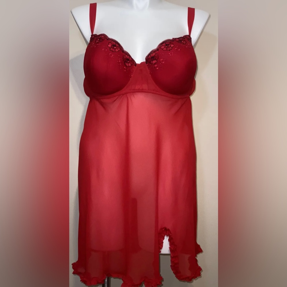 MORGAN TAYLOR 2 PIECE BABYDOLL/TEDDY WITH THONG PANTY NEW